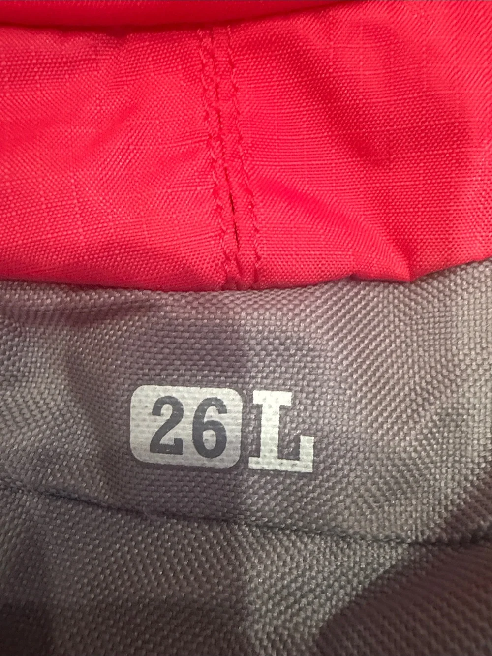 N/A red gray